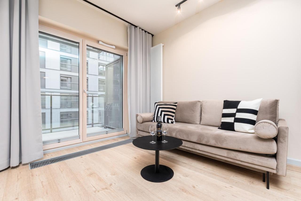 Bg Premium Apartments Mennica Residence Varsó Kültér fotó